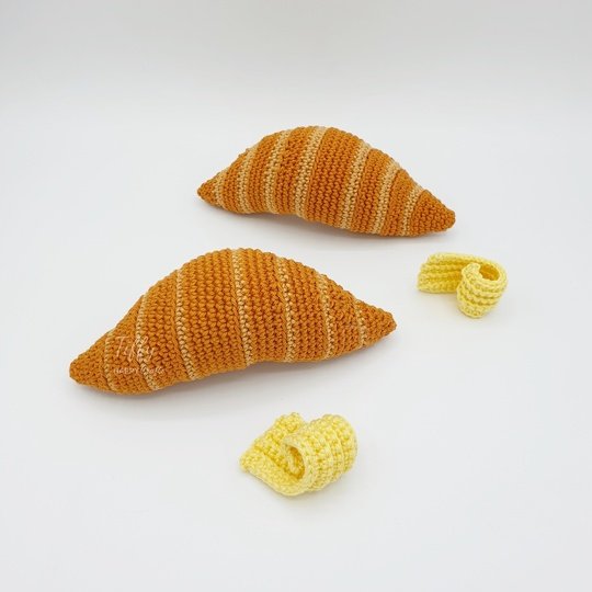 Croissants in 2 Varianten inkl. Butterstück für Kinderküche & Kaufladen