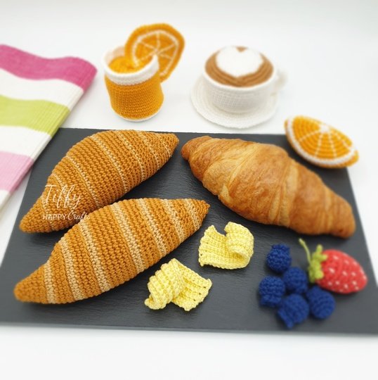 Croissants in 2 Varianten inkl. Butterstück für Kinderküche & Kaufladen