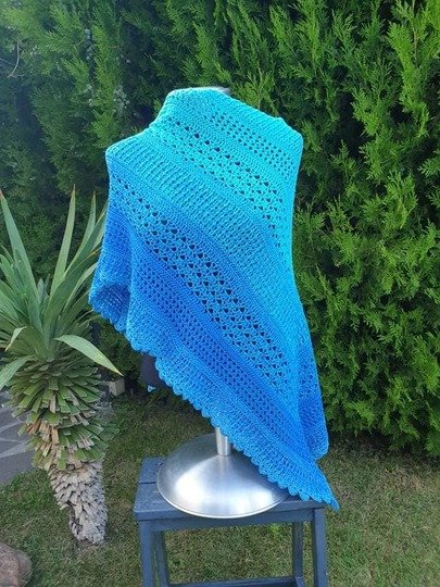 Tuch/Stola "Symphonie der Maschen"