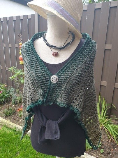 Tuch/Stola "Symphonie der Maschen"