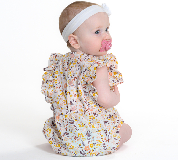 Schnittmuster Baby-Bloomer CHIARA – Nähanleitung mit Rüschen Gr. 50–92