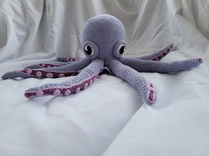 Octopus Carlos – amigurumi crochet pattern, approx. 45 cm