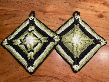 Dicke Topflappen mit Schlaufen, Häkelanleitung