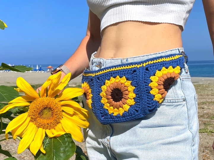 Sunflower sling bag crochet pattern, granny square crossbody purse bag7