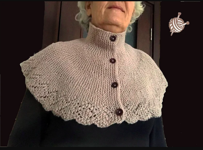 Knitting Pattern, Capelet Pattern,Shoulder Wrap, Buttoned Neck Wrap
