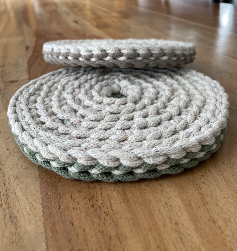 Klassischer Topfuntersetzer, schnell gehäkelt, dick, ideales Geschenk