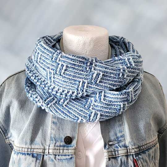 Loop Maryanne gehäkelter Loop