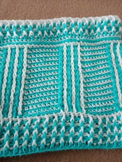 Loop Romy, gehäklter Loop