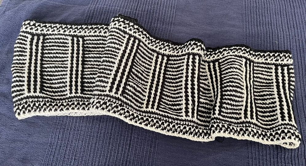 Loop Romy, gehäklter Loop