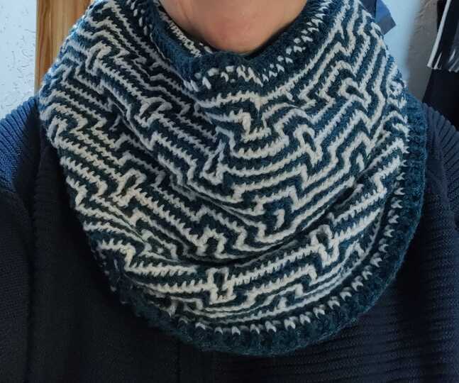 Loop Mosy, gehäklter Loop