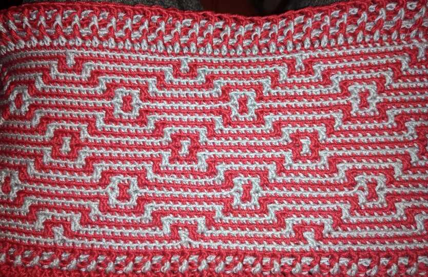 Loop Mosy, gehäklter Loop