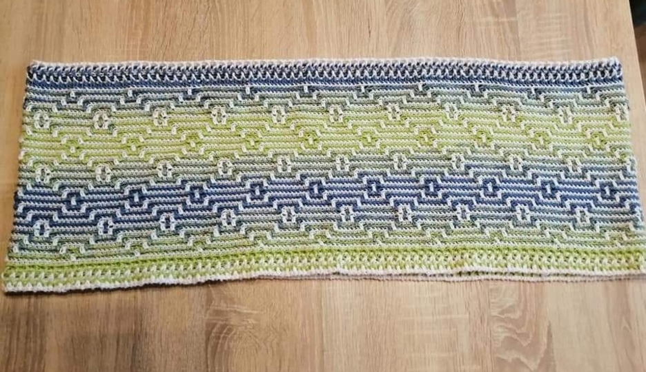 Loop Mosy, gehäklter Loop