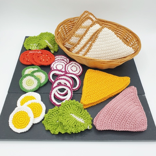 Triangle Sandwich Play Set | Amigurumi Crochet Play Food Pattern PDF