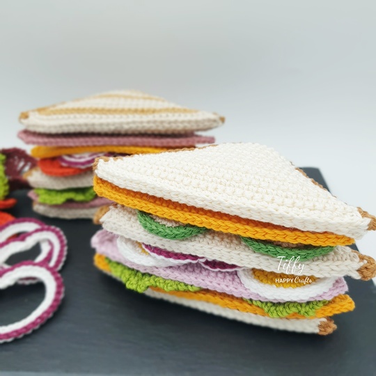 Triangle Sandwich Play Set | Amigurumi Crochet Play Food Pattern PDF