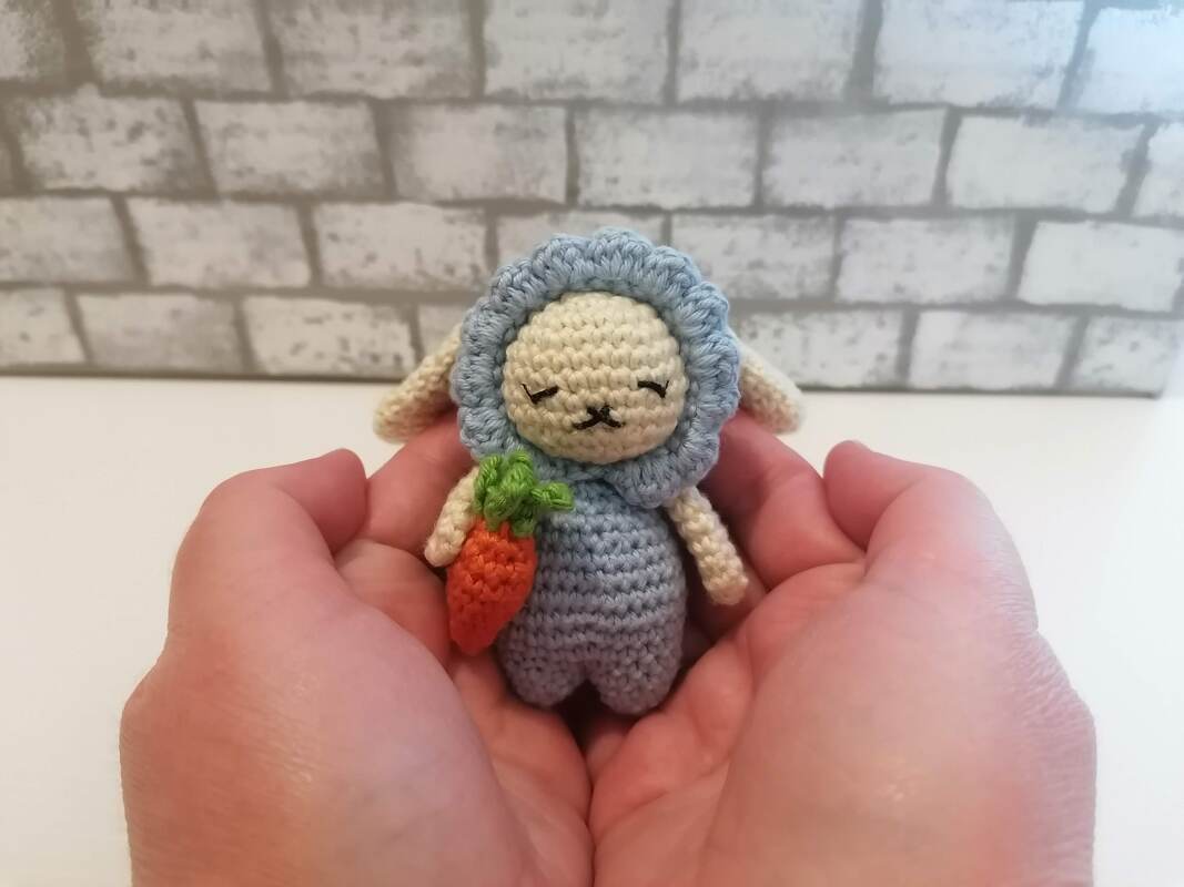 Crochet Pattern Bunny with Carrot Amigurumi - Image 5