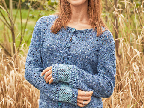 Zweifarbige Langarm-Strickjacke mit Strukturmustern