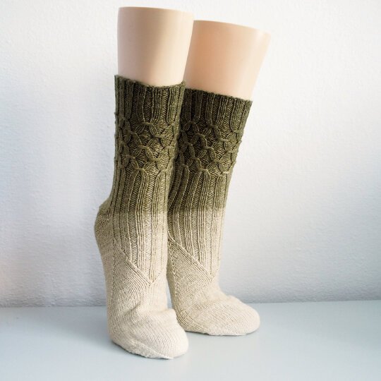 Juliana - sock pattern with smocked texture