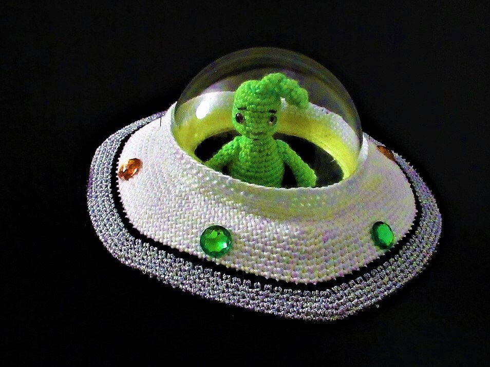 Häkelanleitung UFO mit Alien