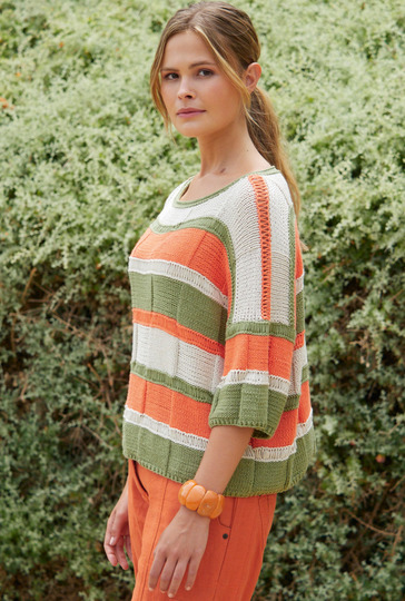 Oversize-Pulli mit breiten Streifen in Olivgrün, Korallenrot und Sandweiß