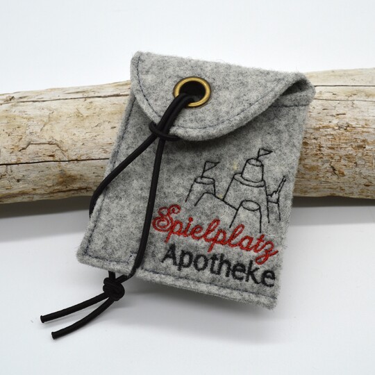 Stickdatei Etui kleine Apotheke für Pflaster fünf Motive