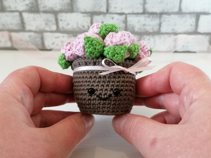 Crochet Pattern Flower Bouquet Amigurumi Pot of Rose