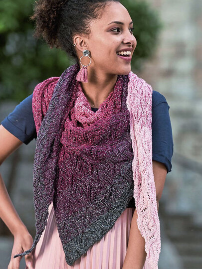 Dreieckstuch mit Streifen in Beerentönen