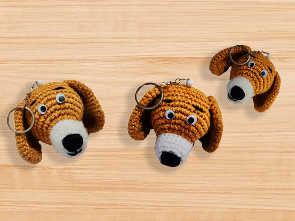 Amigurumi dog keychain pattern