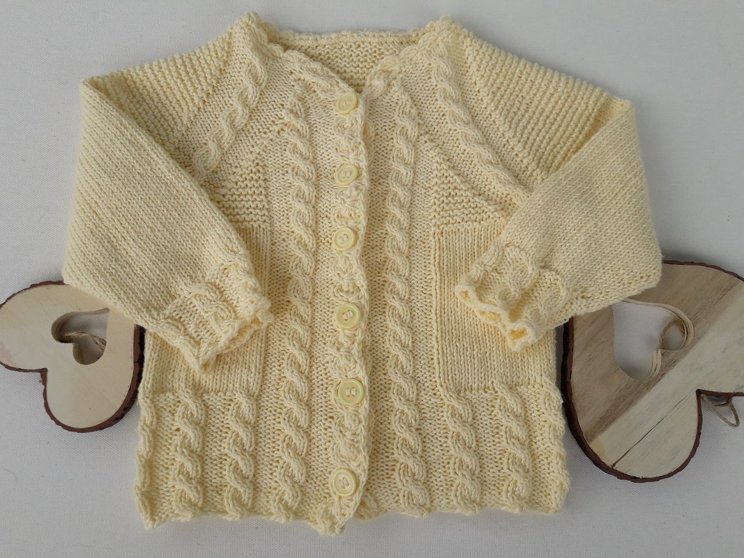 Strickanleitung Babyjacke, Größe 68-74, deutsche PDF-Datei, mit Zopfmuster - Bild 2