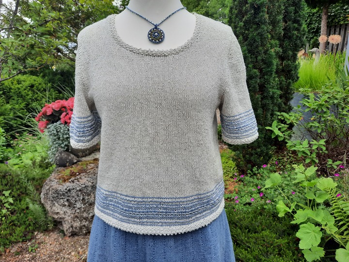 Strickanleitung für Sommerpulli "Valeriana" in Naturweiß