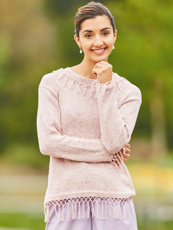 Fliederfarbener Langarm-Strickpulli mit Fransen