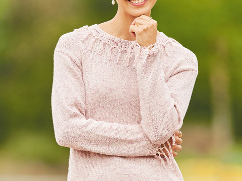 Fliederfarbener Langarm-Strickpulli mit Fransen