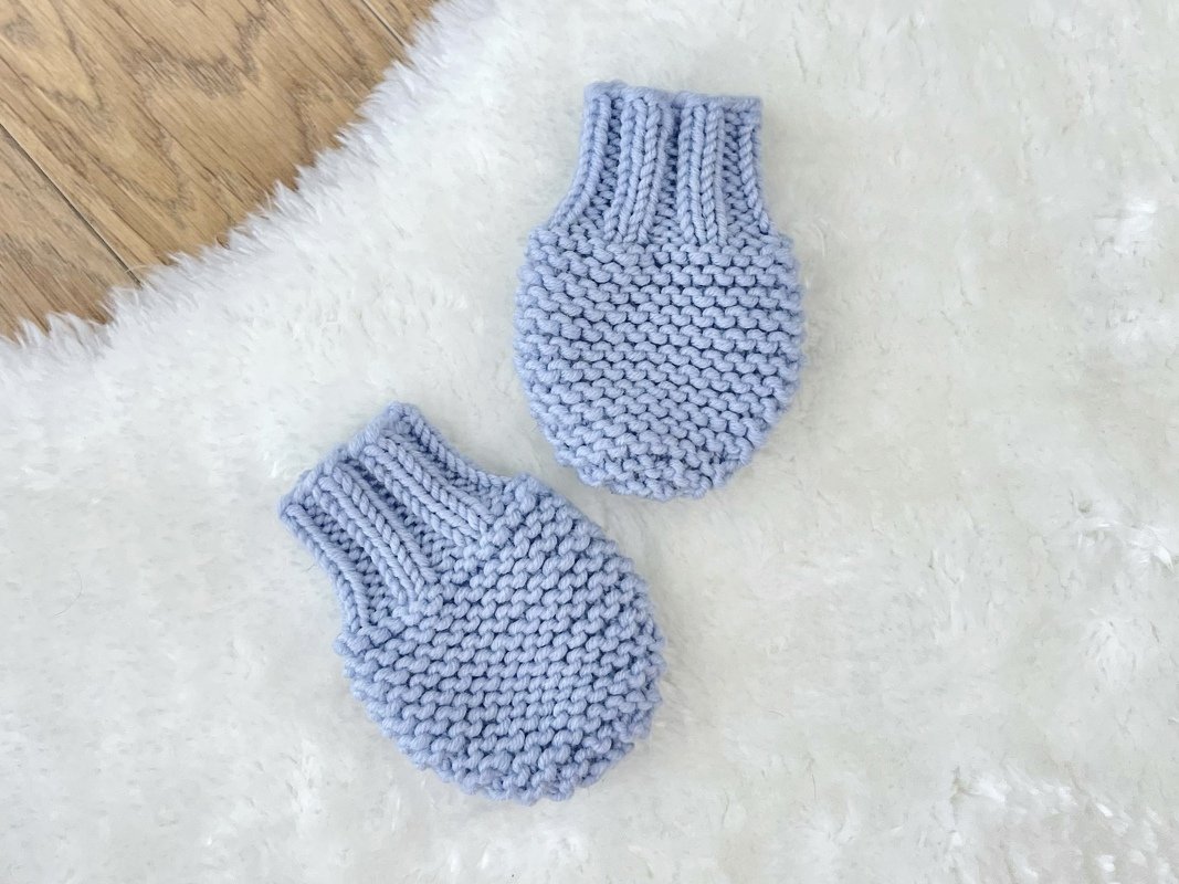 Babys Erste Fäustlinge Strickanleitung