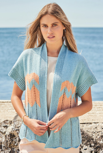 Kurzärmelige Jacke mit Zackenmuster in Türkis und Lachs