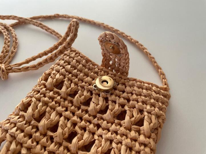 Crochet raffia crossbody bag pattern, mobile phone sleeve, straw pouch bag8