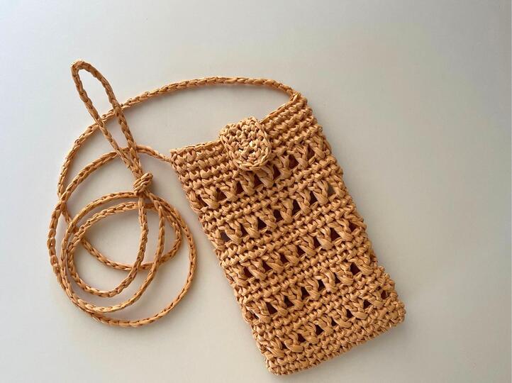Crochet raffia crossbody bag pattern, mobile phone sleeve, straw pouch bag8