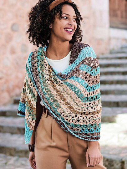 Großes, luftiges Tuch im Stäbchenmuster