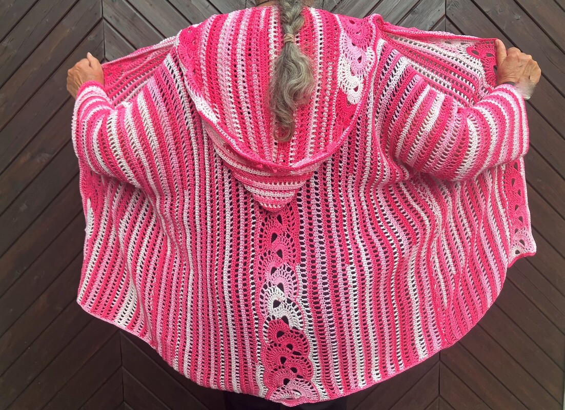 Sommermantel mit Kapuze - Häkelanleitung