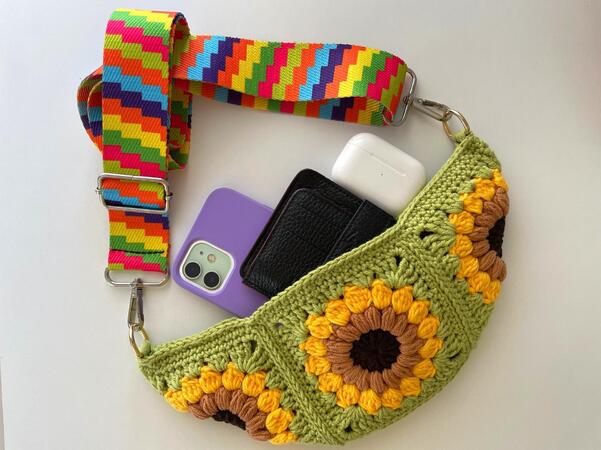 How to Crochet a Bum Bag crochet hip bag crochet waist bag