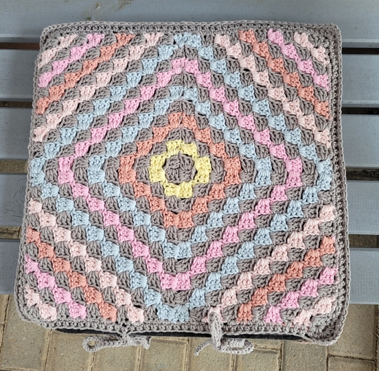 Sitzkissen zum Quadrat