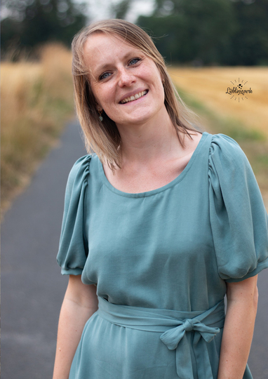 Renate - Damenkleid mit Puffärmel