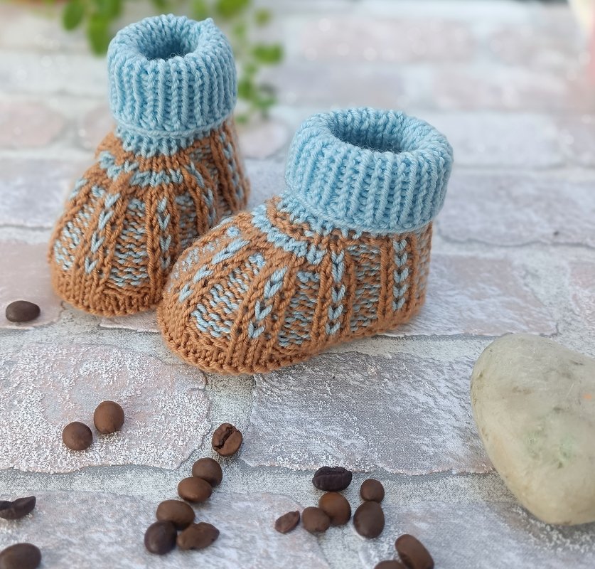 Strickanleitung Babyschuhe Drillis, einfach ohne Nadelspiel, in 2 Größen - Bild 2