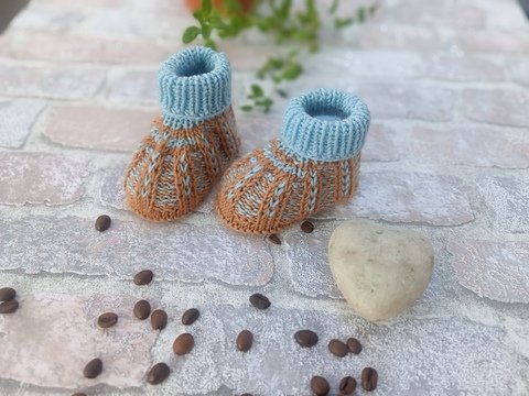 Strickanleitung Babyschuhe Drillis, einfach ohne Nadelspiel, in 2 Größen