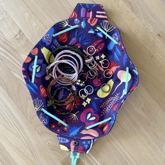 Mademoiselle Pompadour - Accessoires /Schmucktasche