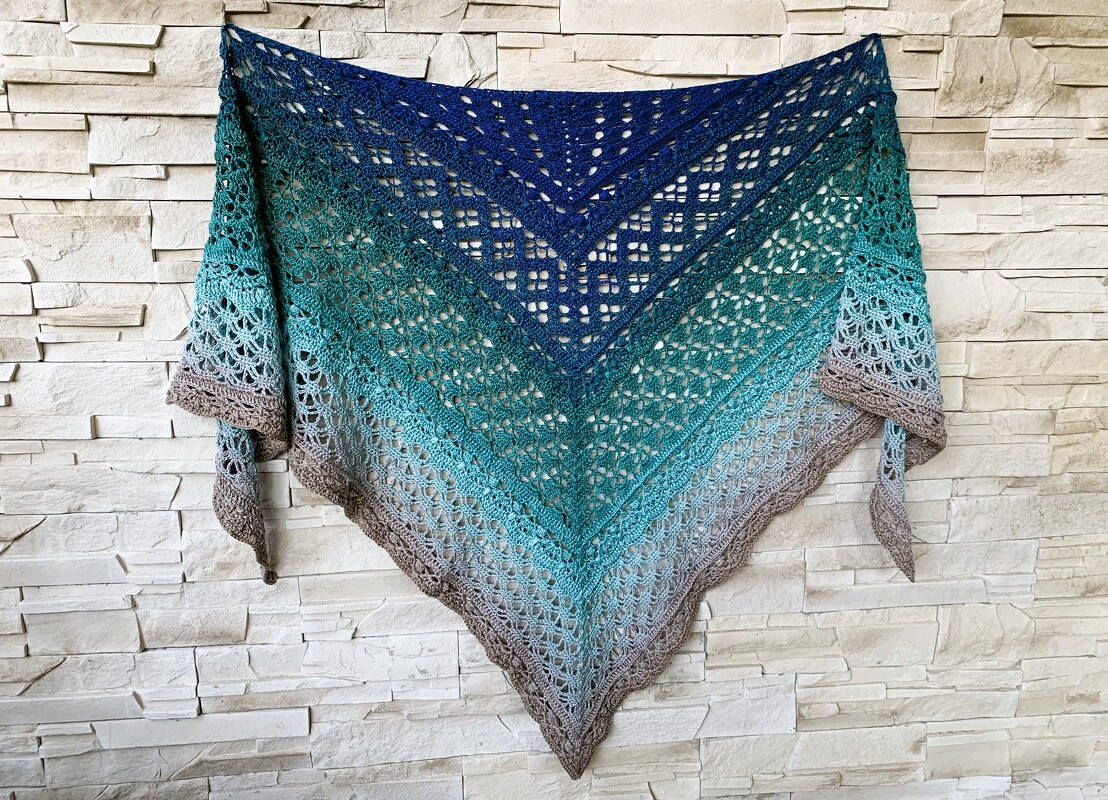 Crochet Pattern Triangular Scarf "Ineira" - Image 5