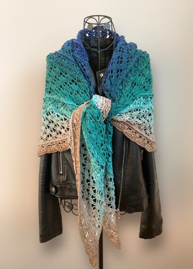 Häkelanleitung Dreieckstuch "Ineira"