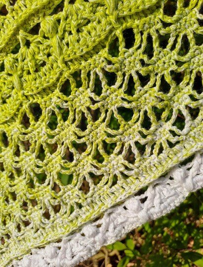 Häkelanleitung Dreieckstuch "Ineira"