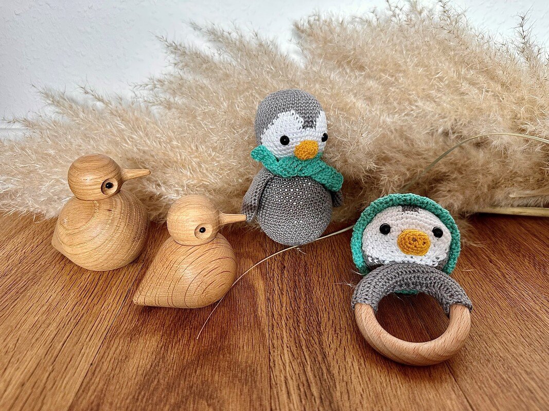Crochet Set Penguin Teething Ring and Roly-Poly toy - Image 3