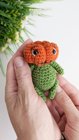 Crochet pumpkin man pattern, amigurumi doll halloween decor, easy crochet p