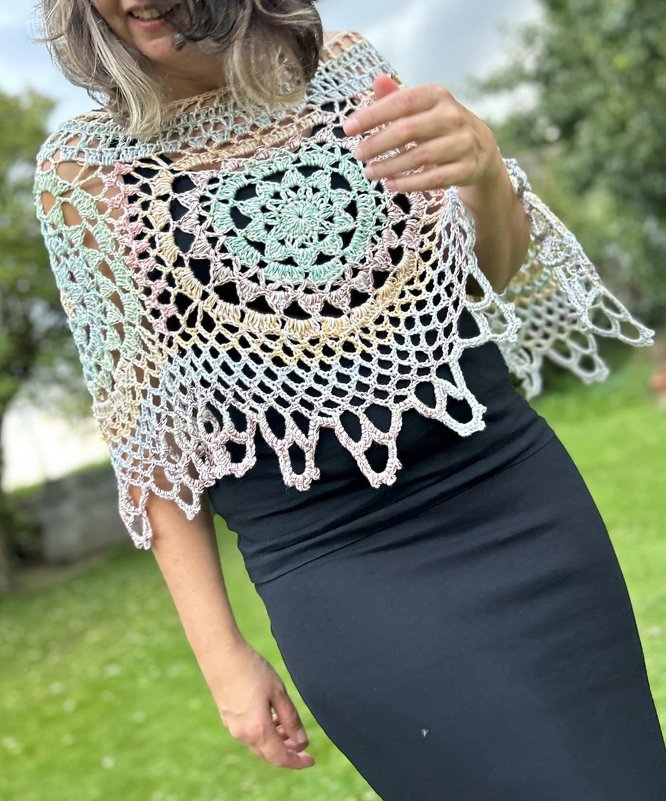 Romantischer Sommerponcho  KATE - Bild 21