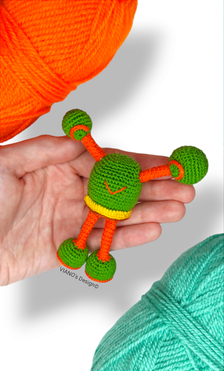Crochet Pattern Miniature Alien Amigurumi